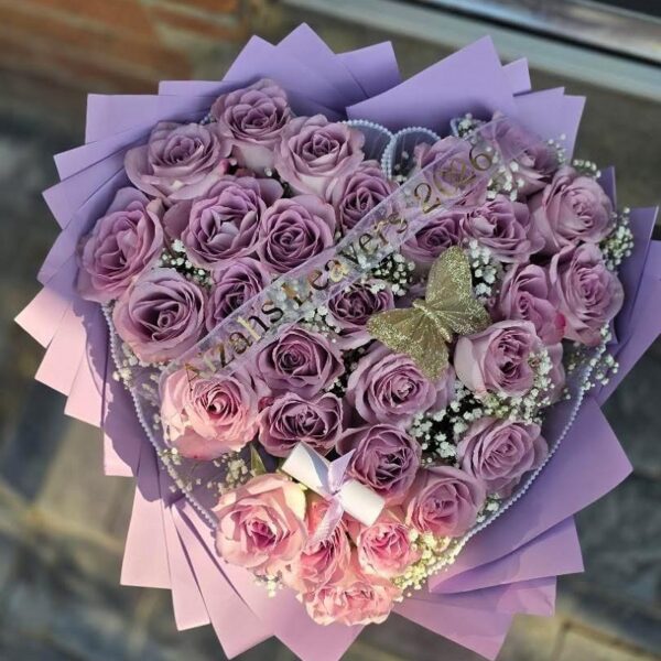 Lilac rose bouquet